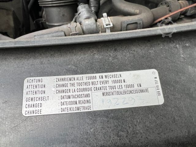 Kleinbus VOLKSWAGEN Crafter 2.0 Tdi 80 kw L2H2 9Sitze Klima Tempomat