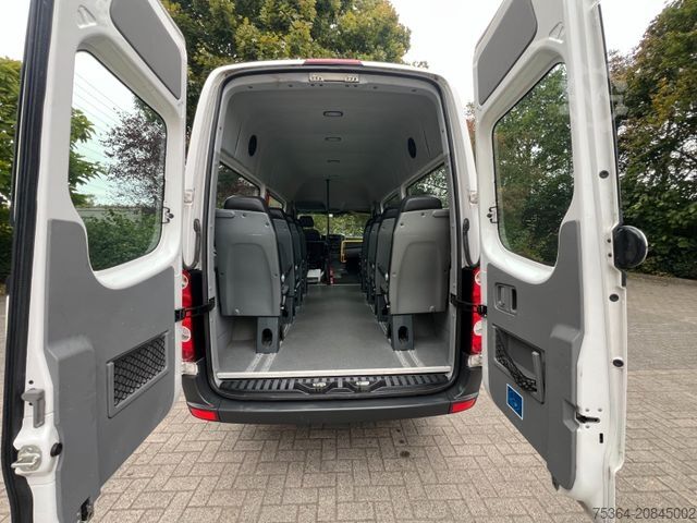Kleinbus VOLKSWAGEN Crafter 2.0 Tdi 80 kw L2H2 9Sitze Klima Tempomat
