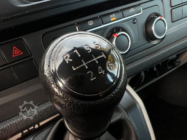 Kleinbus VOLKSWAGEN i 2.0 TSi/CNG L2H2 9Sitze Klima Schiebetür