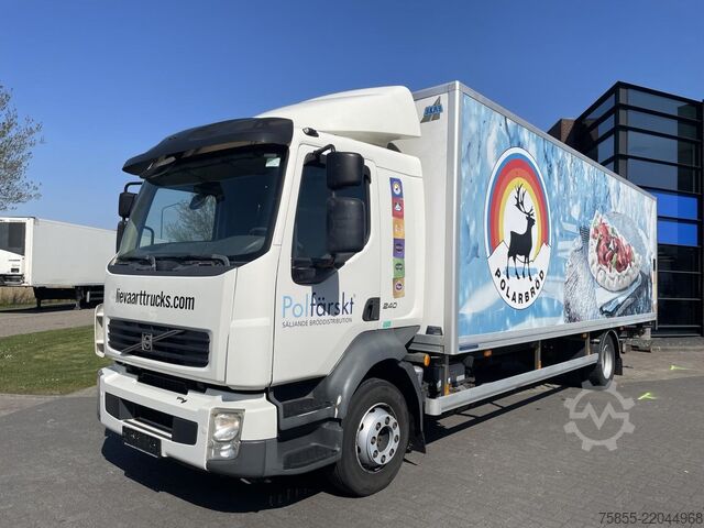 Box body Volvo FL240 Closed Box / Loading Lift / 157.000 KM