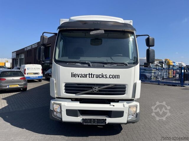 Box body Volvo FL240 Closed Box / Loading Lift / 157.000 KM