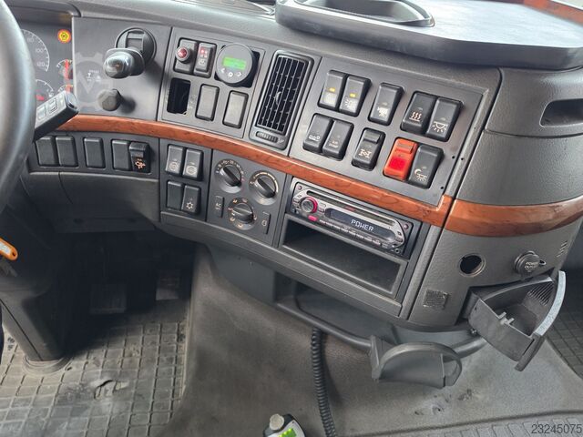 Roll-off tipper truck Volvo FH-440 8x4 Lift+Lenk HIAB Multilift