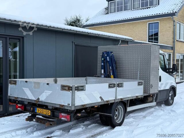 Platform truck with crane Iveco Daily 40C18 3.0 / Amco Veba 602T KRAAN / Euro 6...