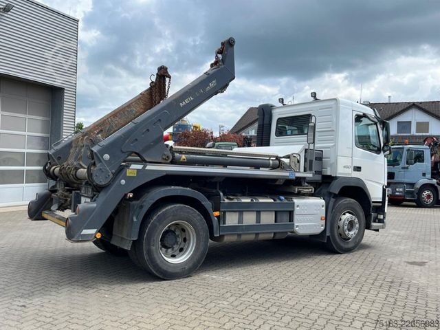 Skip truck VOLVO FM 450 4x2 Absetzkipper Meiller, Funk