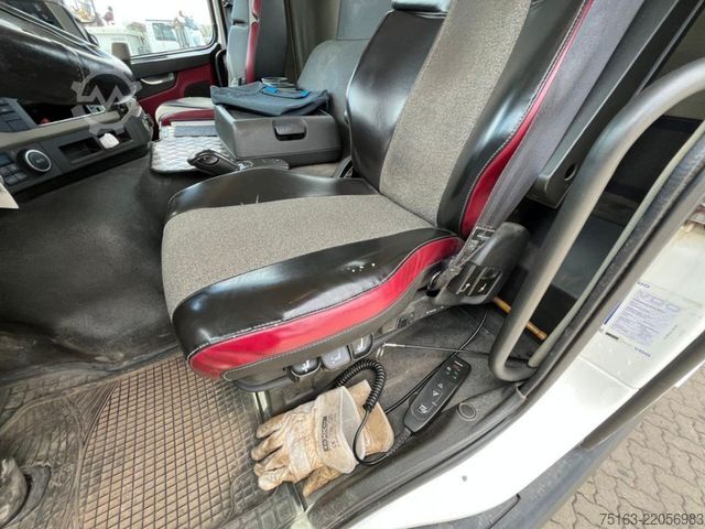Skip truck VOLVO FM 450 4x2 Absetzkipper Meiller, Funk