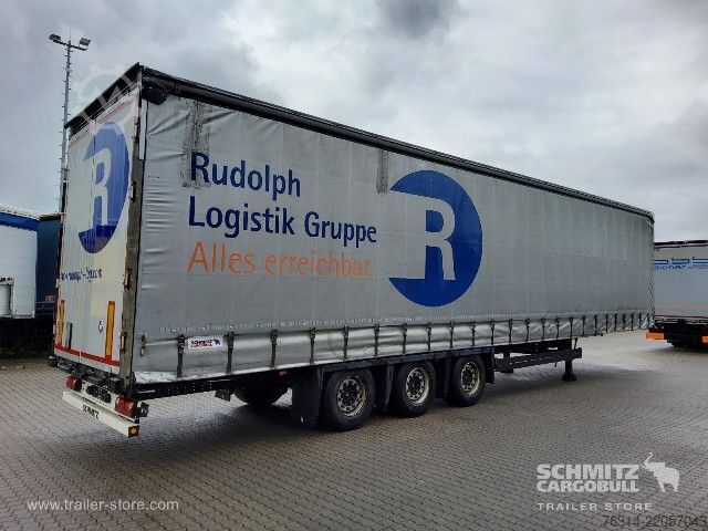 Auflieger mit Pritsche & Plane Schmitz Cargobull Curtainsider Mega Getränke
