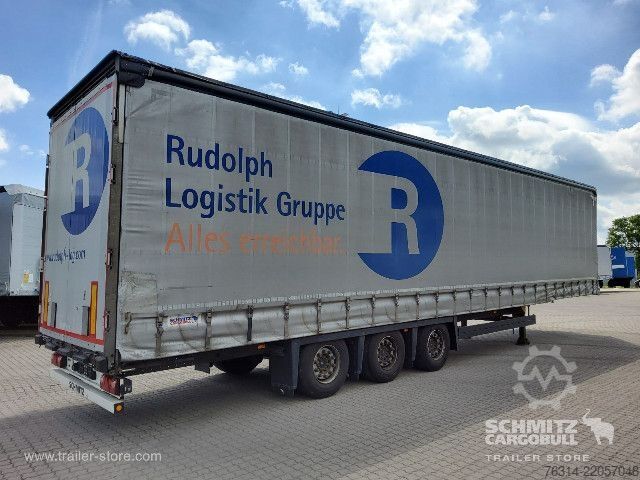 Auflieger mit Pritsche & Plane Schmitz Cargobull Curtainsider Mega Getränke