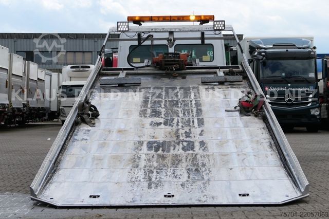 Wrecker MERCEDES-BENZ Atego 818 Abschleppwagen Seilwinde