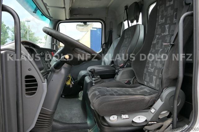 Wrecker MERCEDES-BENZ Atego 818 Abschleppwagen Seilwinde