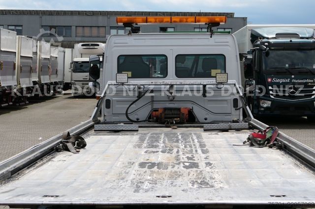 Wrecker MERCEDES-BENZ Atego 818 Abschleppwagen Seilwinde