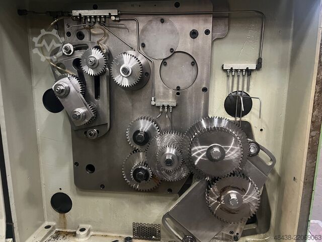 Gear and Rotor Hobbing Machine Pfauter P 750 R