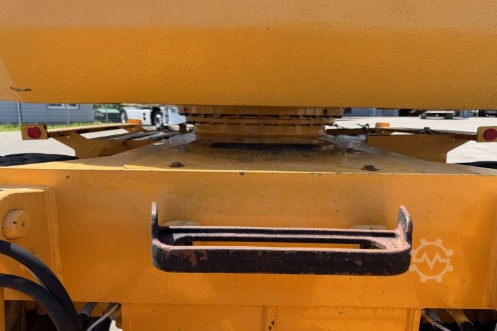 Road roller Liebherr 308 Mobilbagger / Swiss-Vehicle