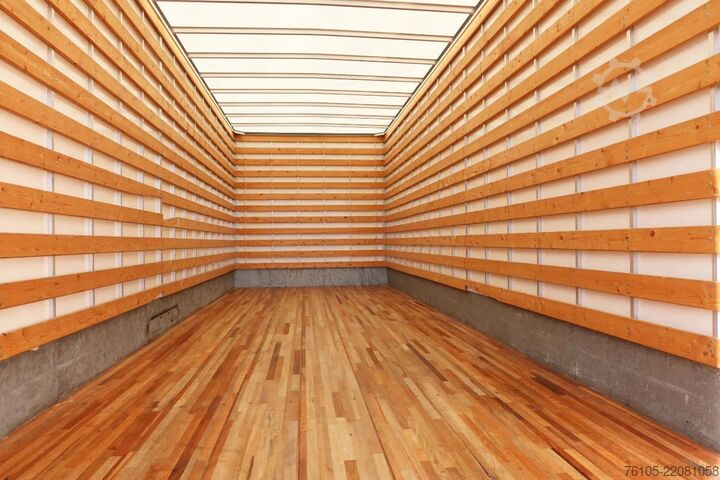 Box body DAF CF 290 Bakwagen+Dhollandia 1500 kg