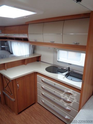 Caravan HOBBY excellent 560 Cfe *Vorzelt*Mover*