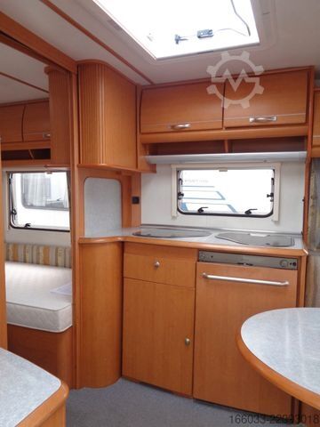Caravan LMC Favorit 520 HTE *Vorzel*Mover*Markise*Heckbad*
