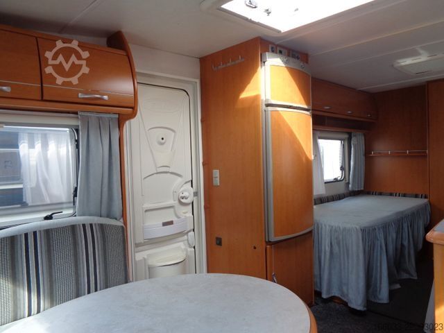 Caravan LMC Favorit 560 HTE*Vorzelt*E-Markise*ALDE m. FBHz.*