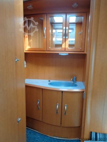 Caravan LMC Favorit 560 HTE*Vorzelt*E-Markise*ALDE m. FBHz.*