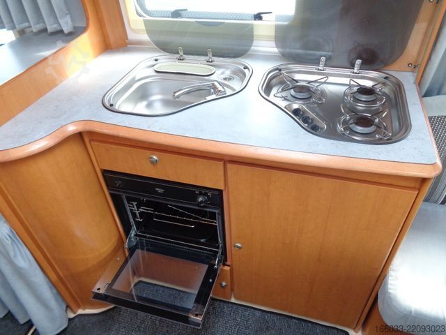 Caravan LMC Favorit 560 HTE*Vorzelt*E-Markise*ALDE m. FBHz.*