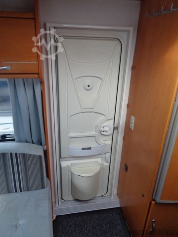 Caravan LMC Favorit 560 HTE*Vorzelt*E-Markise*ALDE m. FBHz.*
