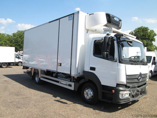 Refrigerated truck MERCEDES-BENZ Atego 1021*2xCarrier Kühlkoffer 5.72m*LBW*