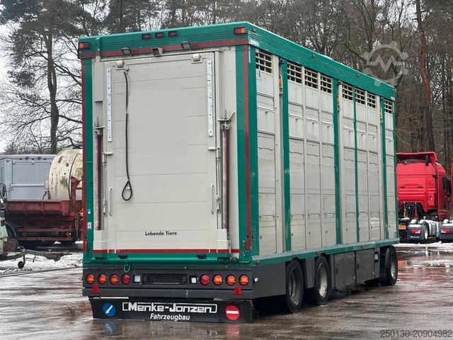 Pferdeanhänger MENKE-JANZEN 3.Stock Viehanhänger Aggregat/Hubdach/Liftachse