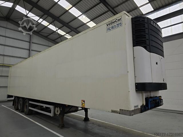 Refrigerated/frozen transport Renders ROC 12.27 NA / CARRIER MAXIMA 1200 DPH