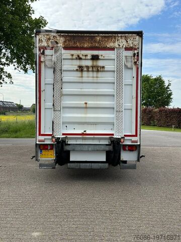 Suitcase Mercedes-Benz Atego 1218 bakwagen met laadklep 2000kg!