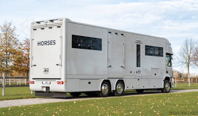 Cattle truck MERCEDES-BENZ ACTROS S  2640 AKX . POP-OUT 7 Pferde