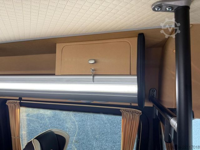 Bus MERCEDES-BENZ Sprinter 519