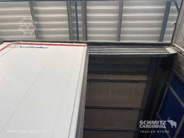 Open semitrailer with tarp Leci Trailer Curtainsider Standard