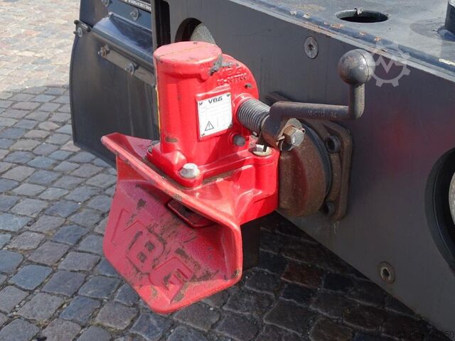 Terminal tractor Kalmar TTX182A - Strassenzulassung