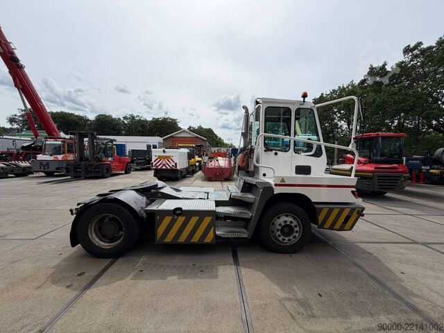 Terminal tractor Terberg YT222