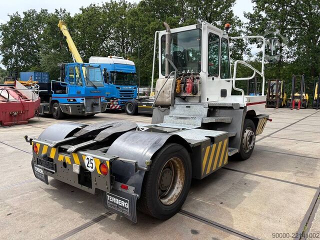 Terminal tractor Terberg YT222