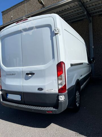 Isolierter Kühltransporter Ford Transit