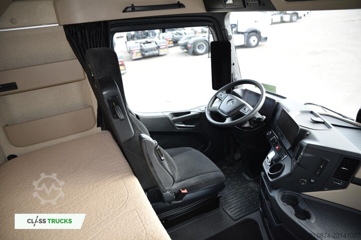 Standard SZM MERCEDES-BENZ Actros 5 1845 BigSpace MirrorCam