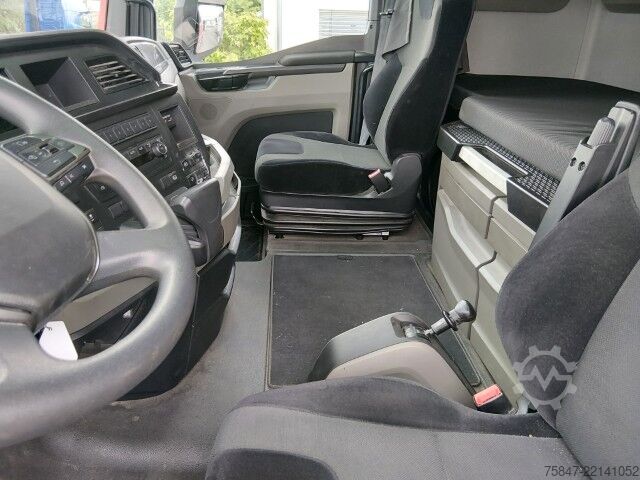 Standard tractor unit MAN TGX 18.470 BL Kipphydraulik Retarder Alu