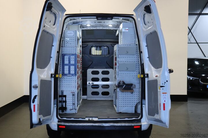 Delivery van Ford Transit Custom 2.0 TDCI 130PK L2H2 Automaat EUR...