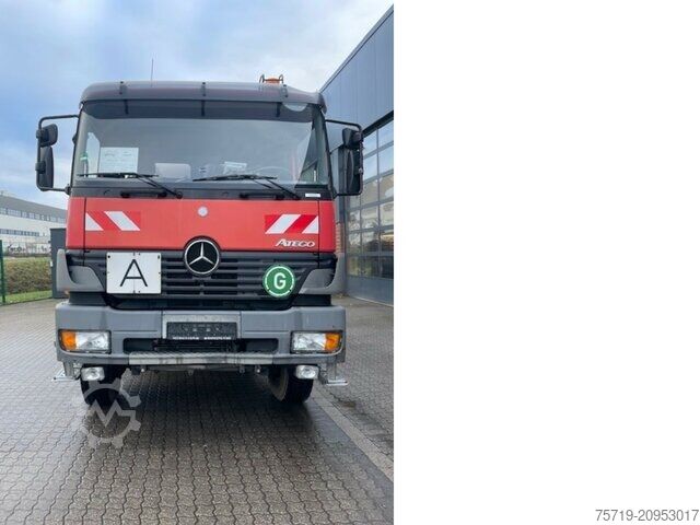 Vacuum tank truck Mercedes-Benz 1828 4x4 Atego Saugwagen 11.000ltr.