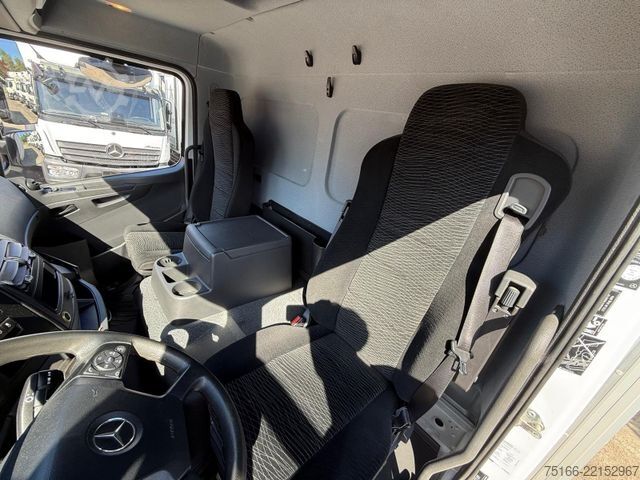 Refrigerator body van MERCEDES-BENZ ATEGO 821 L Kühlkoffer 6,2 m LBW 1 T*Luft HA