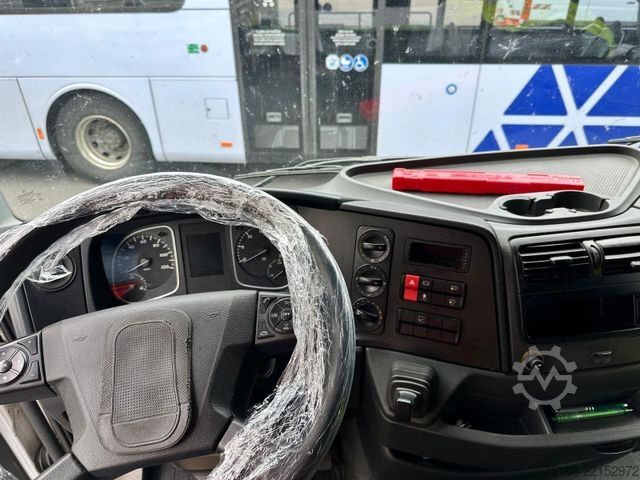 Box van MERCEDES-BENZ MOTORSCHADEN ATEGO 818 L Koffer 6,10 m LBW 1 T