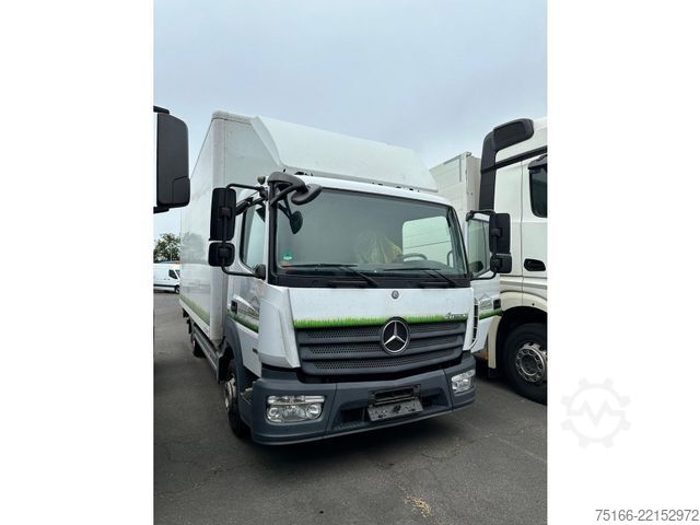 Box van MERCEDES-BENZ MOTORSCHADEN ATEGO 818 L Koffer 6,10 m LBW 1 T