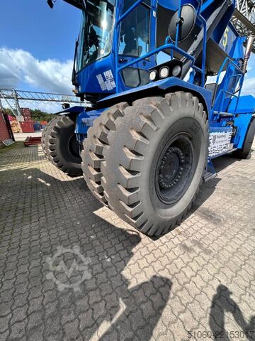 Full-container reach stacker Hyster RS4633IH