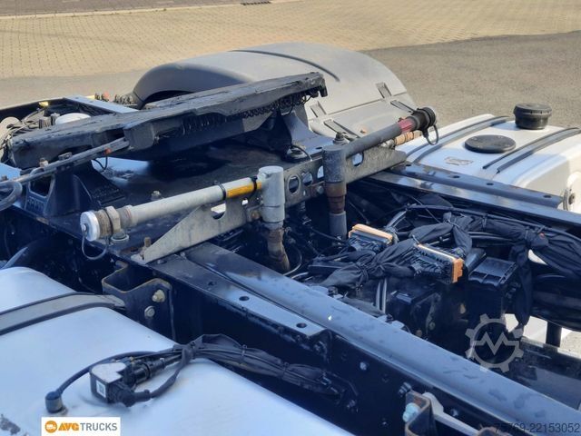 Standard tractor unit MAN 18.510 TGX GX Retarder Standklima 2-Kreis-Hydr.
