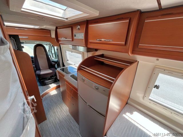 Campervan CITROEN Cont Vandome - Festbett -  -Solar -