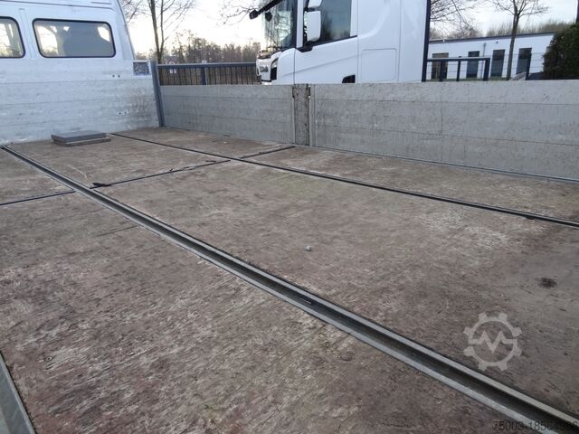 Truck-mounted crane van Mercedes-Benz Atego 818 Kran Palfinger 6501