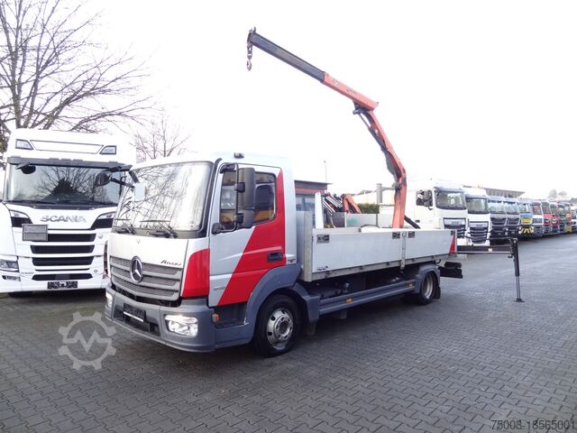 Pick-up van Mercedes-Benz Atego 818 Kran Palfinger 6501