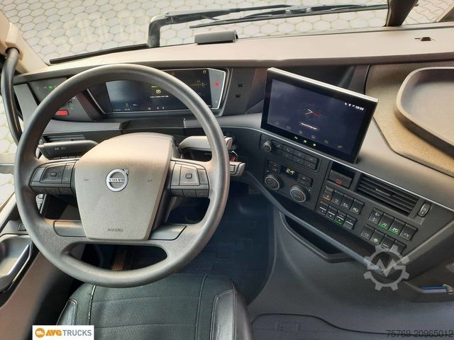 Standard tractor unit VOLVO FH 500 XL 2 Kreis Hydr Neuer Tacho I-Park-Cool