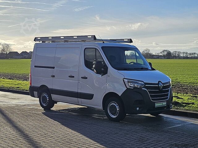 High-roof van RENAULT MASTER 2.3 DCI 135 L1H1