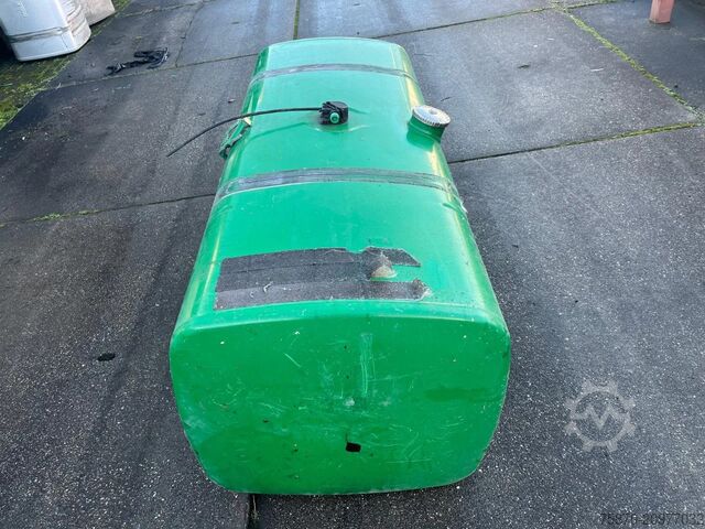 Fuel tank DAF Brandstoftank Diesel 620L L:167 B:67 H:62 Groen