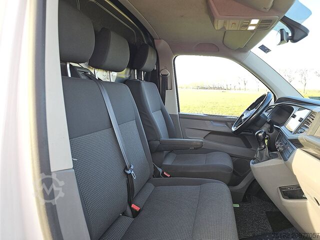 High-roof van VOLKSWAGEN TRANSPORTER 2.0 TDI T6.1 L2H1 150Pk AC!